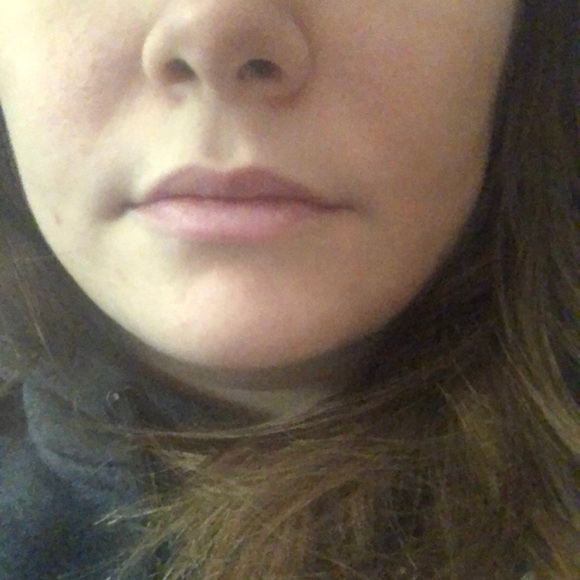 Profile Picture of Katie Benfield (@katiebenfield45) on Poshmark