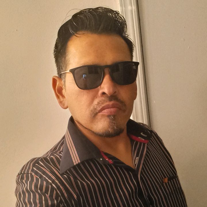 Profile Picture of Michael Ramos (@michaelanthonyramosmarr0) on Tiktok