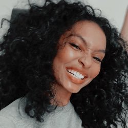Profile Picture of 𝐉𝐄𝐀𝐍 𝐅𝐎𝐖𝐋𝐄𝐑 (@uknownsupers) on Twitter