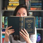 Profile Picture of jessica • bookstagram • dc (@titles_andteacups) on Instagram