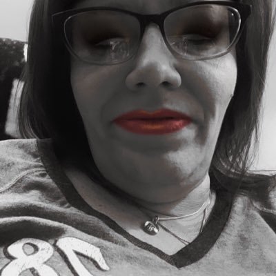 Profile Picture of Jennifer Heck (@jenniferheck19) on Twitter
