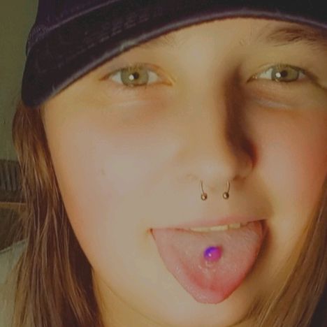 Profile Picture of Andrea Stevens (@munster1996) on Tiktok