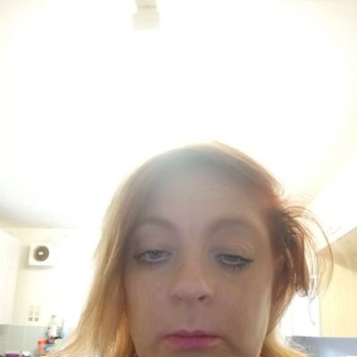 Profile Picture of Lisa Davie (@davie_marion) on Twitter