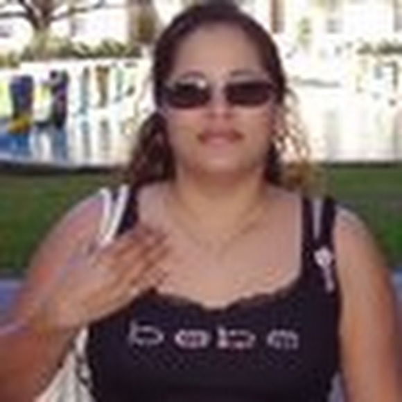 Profile Picture of Juliette Barcaz (@jbarcaz) on Poshmark