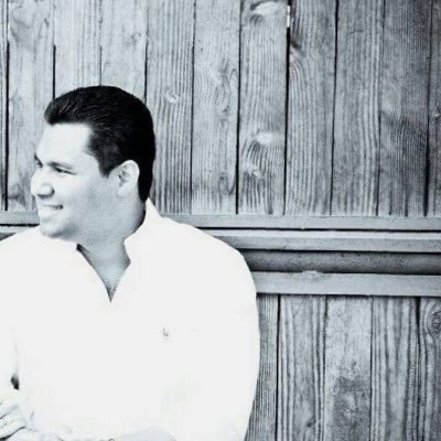 Profile Picture of Gustavo Moreno (@cgmoreno) on Twitter