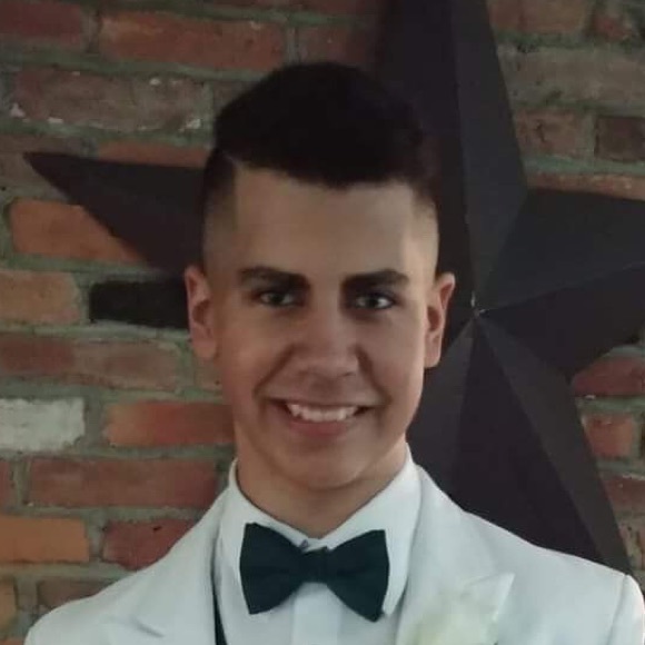 Profile Picture of Nicholas Lester (@nicdonalds) on Poshmark