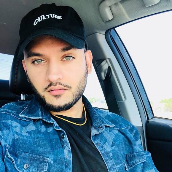 Profile Picture of Saad Ahmad (@fiasko26) on Poshmark