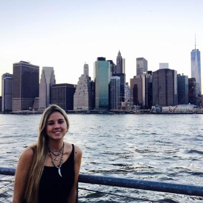 Profile Picture of Maria Paula Benitez (@mpaulabenitez) on Twitter