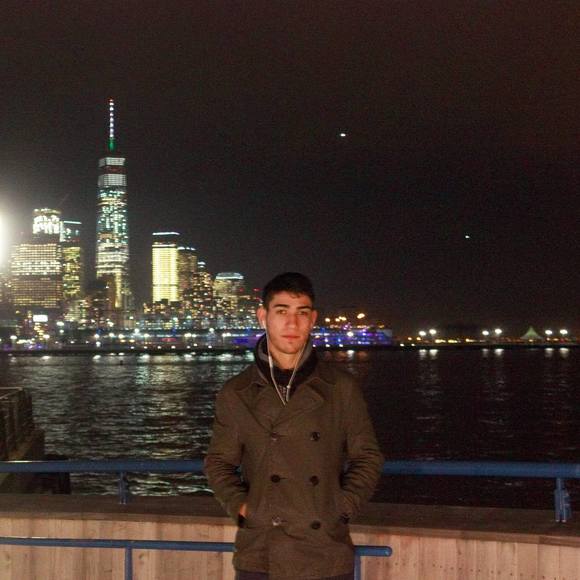 Profile Picture of Steven Caraballo (@stvnc) on Poshmark