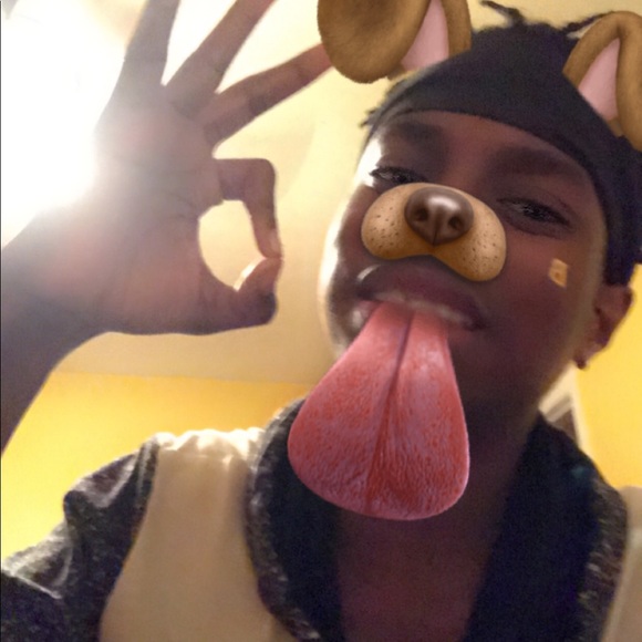 Profile Picture of Christian Heron (@christianl1505) on Poshmark