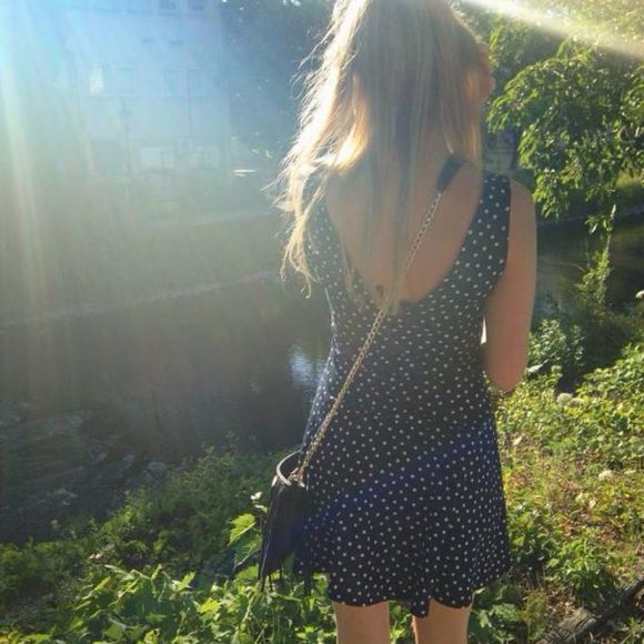 Profile Picture of Caitlin Kemmett (@caitlink32) on Poshmark