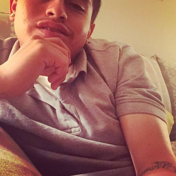Profile Picture of Cesar Guerrero (@gcesar19) on Poshmark