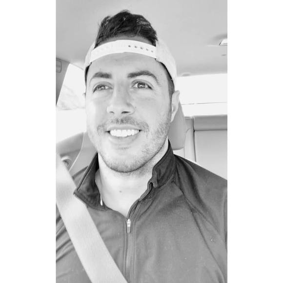Profile Picture of Tommy Flaminio (@tommy_flaminio) on Poshmark