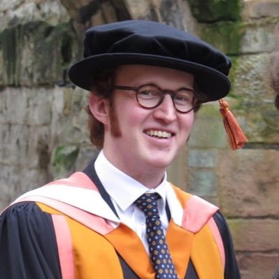 Profile Picture of Matt Simons (@HistorianMatt) on Twitter