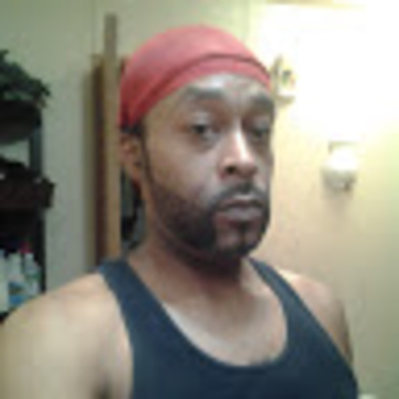 Profile Picture of Shawn Davidson (@locosgi) on Poshmark