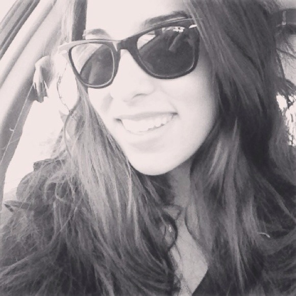 Profile Picture of Sylvia Sankaran (@sylvsanks) on Poshmark