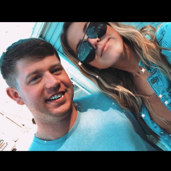 Profile Picture of Kaylan Burross (@kburross) on Poshmark