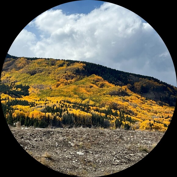 Profile Picture of Amanda Jakobsen (@mandyjakth29) on Poshmark