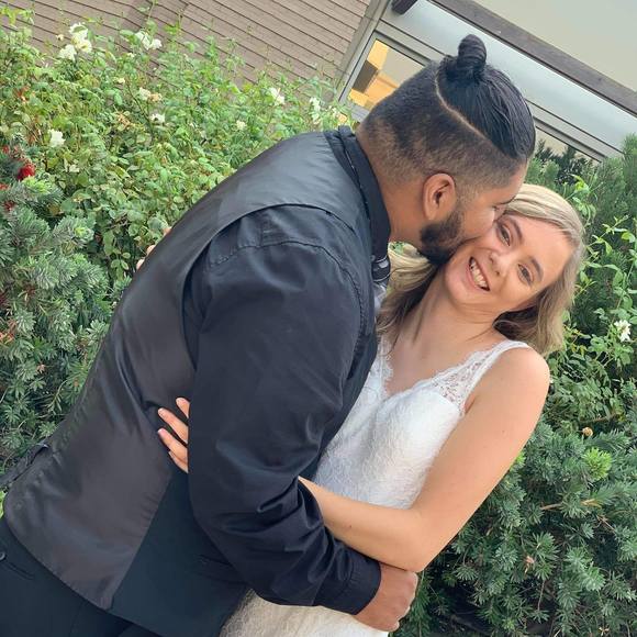 Profile Picture of Dylanie Donahue (@blondbomber4) on Poshmark