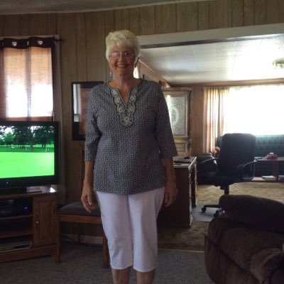 Profile Picture of Joyce Pierce Cox (@joyhawk1) on Twitter