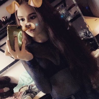 Profile Picture of Sophie Stuart (@Duckface_17LOL) on Twitter