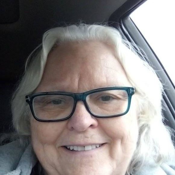 Teresa Depoyster - Poshmark Profile Picture of Teresa Depoyster (@teresadepoyster) on Poshmark