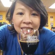 Profile Picture of Lisa King (@ResaFiles) on Twitter
