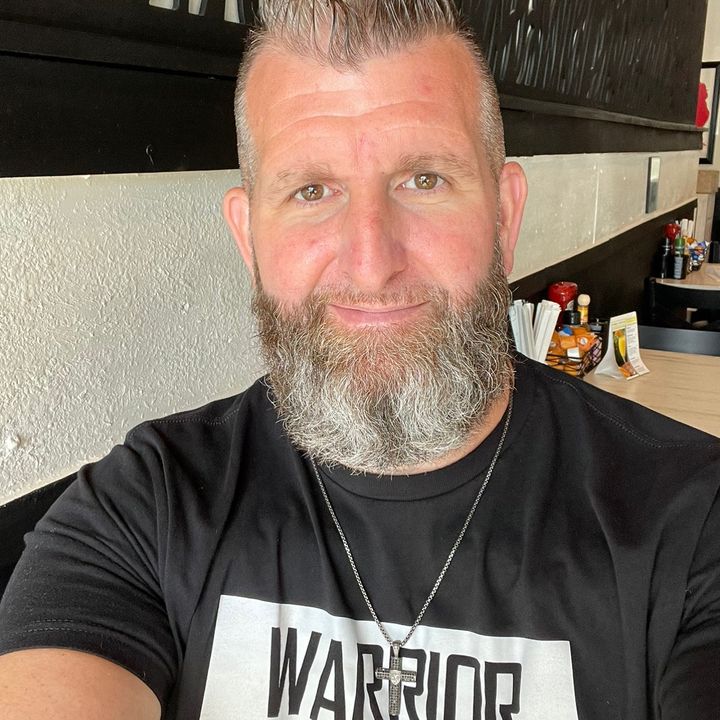 Profile Picture of Robert Syfert (@robertsyfert) on Tiktok