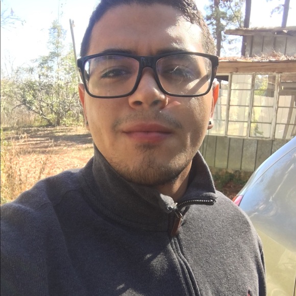 Profile Picture of Alejandro Palma (@alejandropalmac) on Poshmark