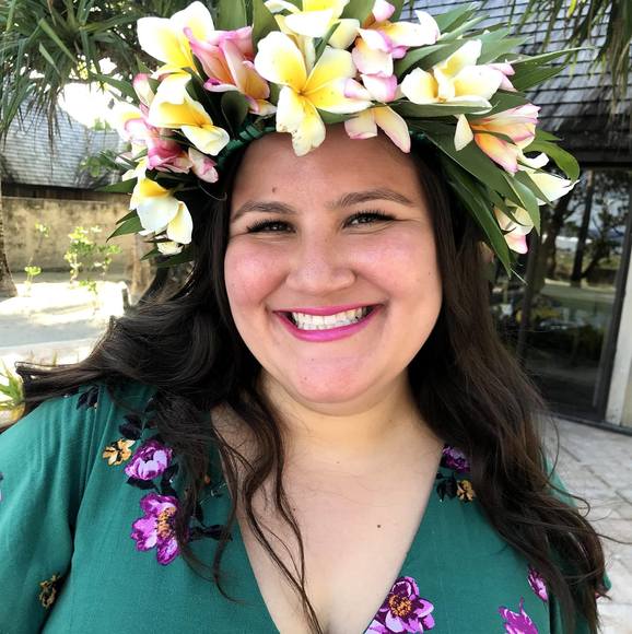 Profile Picture of Athena Baisden (@bilabatry182) on Poshmark