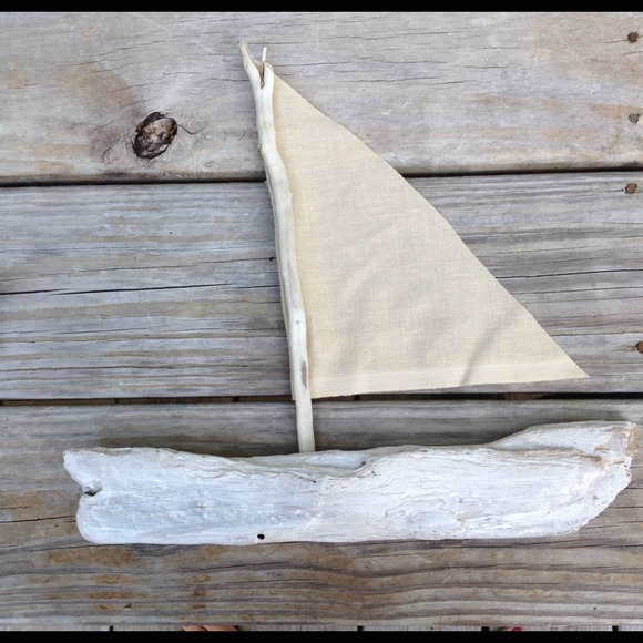 Laura Brabner - Poshmark Profile Picture of Laura Brabner (@lbr22) on Poshmark