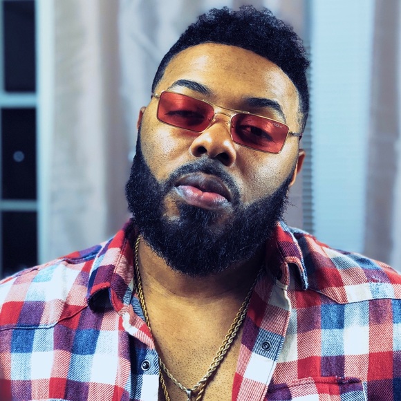 Profile Picture of Prentice Barrow (@princecannonsmb) on Poshmark