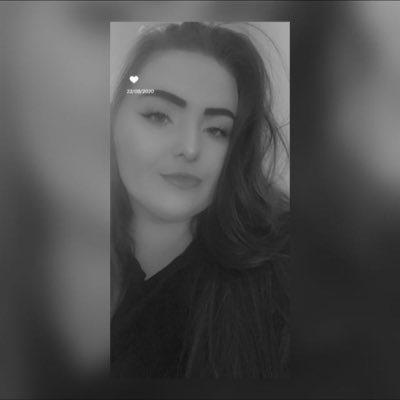 Profile Picture of Jess (@jess_ring) on Twitter