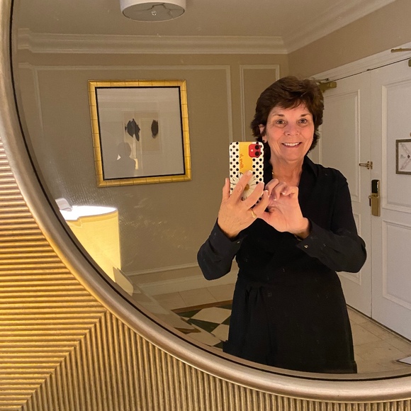 Profile Picture of Mary jo Diffendall (@diffendall) on Poshmark