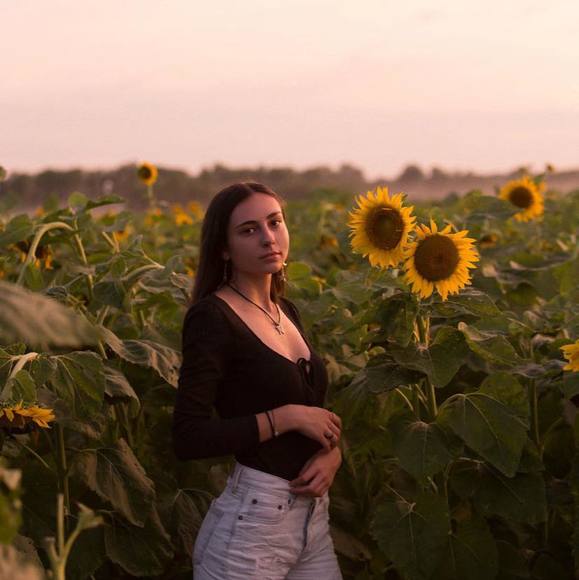 Profile Picture of Grace Gentemann (@ggentemann12) on Poshmark