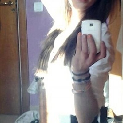 Profile Picture of Júlia Serra Navarro (@juliaserra22) on Twitter