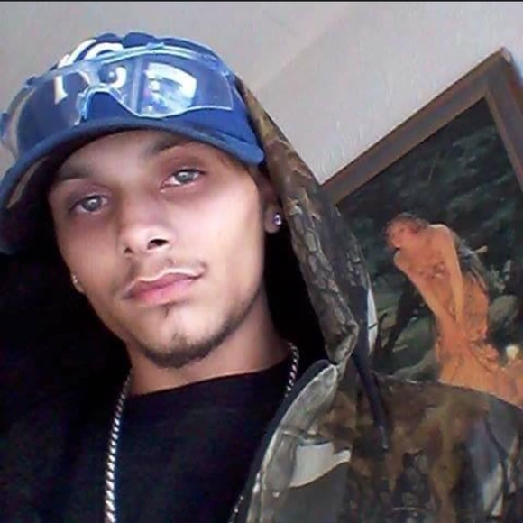 Profile Picture of Brandon Jacobs (@btops) on Poshmark