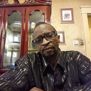 Profile Picture of JAMES STANCIL (@JAMESSTANCIL2) on Twitter
