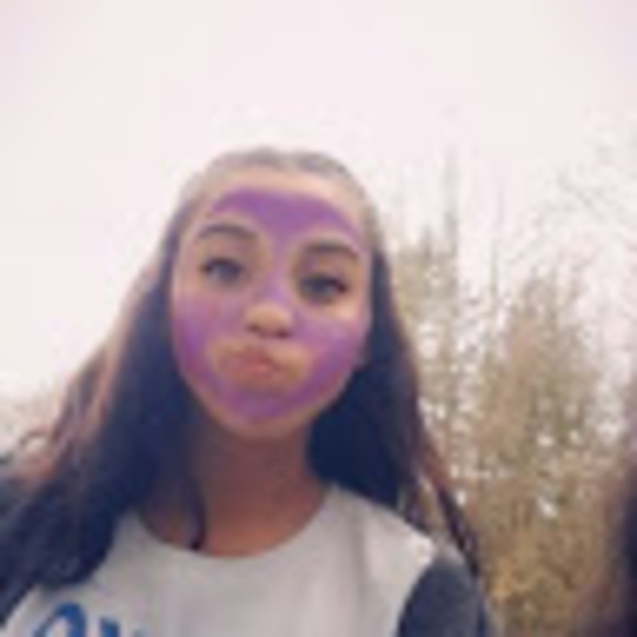 Profile Picture of Marilyn Charleson (@marilyncharleso) on Poshmark