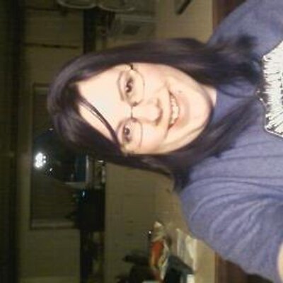 Profile Picture of Ashlee Hicks (@AshleeHicks17) on Twitter