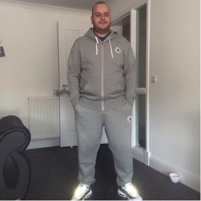 Profile Picture of Darren Sinclair (@DarrenSinclai18) on Twitter