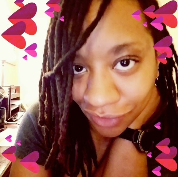 Profile Picture of Timisha Cunningham (@mishac61083) on Poshmark
