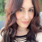 Profile Picture of Michelle (@ginger.n.spice.reads) on Instagram