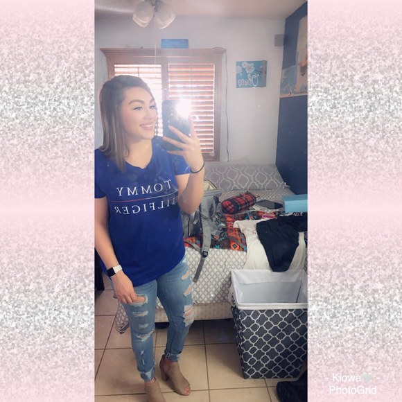 Profile Picture of Kiowa Taflinger (@kiwi_2014) on Poshmark