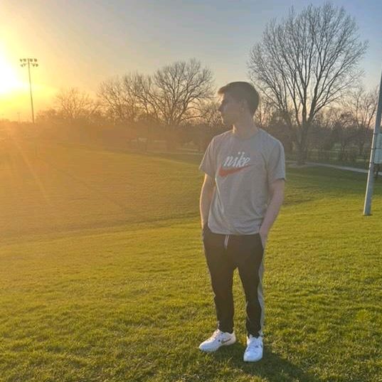 Profile Picture of Brad P. #42 🏐🩸🏈 (@brad.p_42) on Tiktok