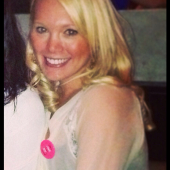 Profile Picture of Mandy Portaro (@mandyportaro) on Poshmark