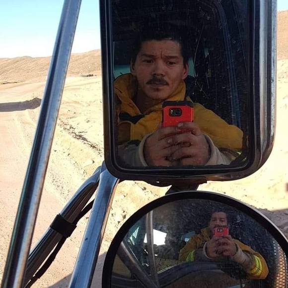 Profile Picture of Jessie Iqalukjuak (@jiqalukjuak) on Poshmark