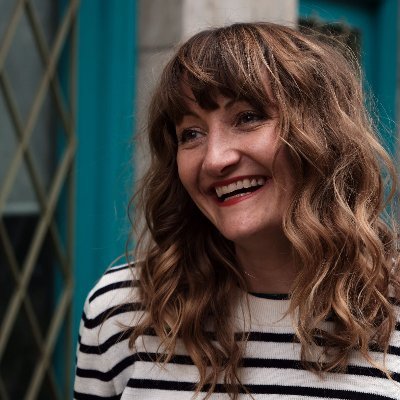 Profile Picture of Lisa Bateman (@lisbateman) on Twitter