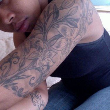 Profile Picture of Ashlee Harris (@OvaYoHead) on Twitter