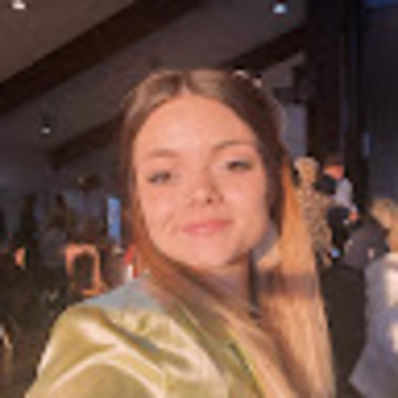 Profile Picture of Sam Hammack (@sam_hammack) on Poshmark